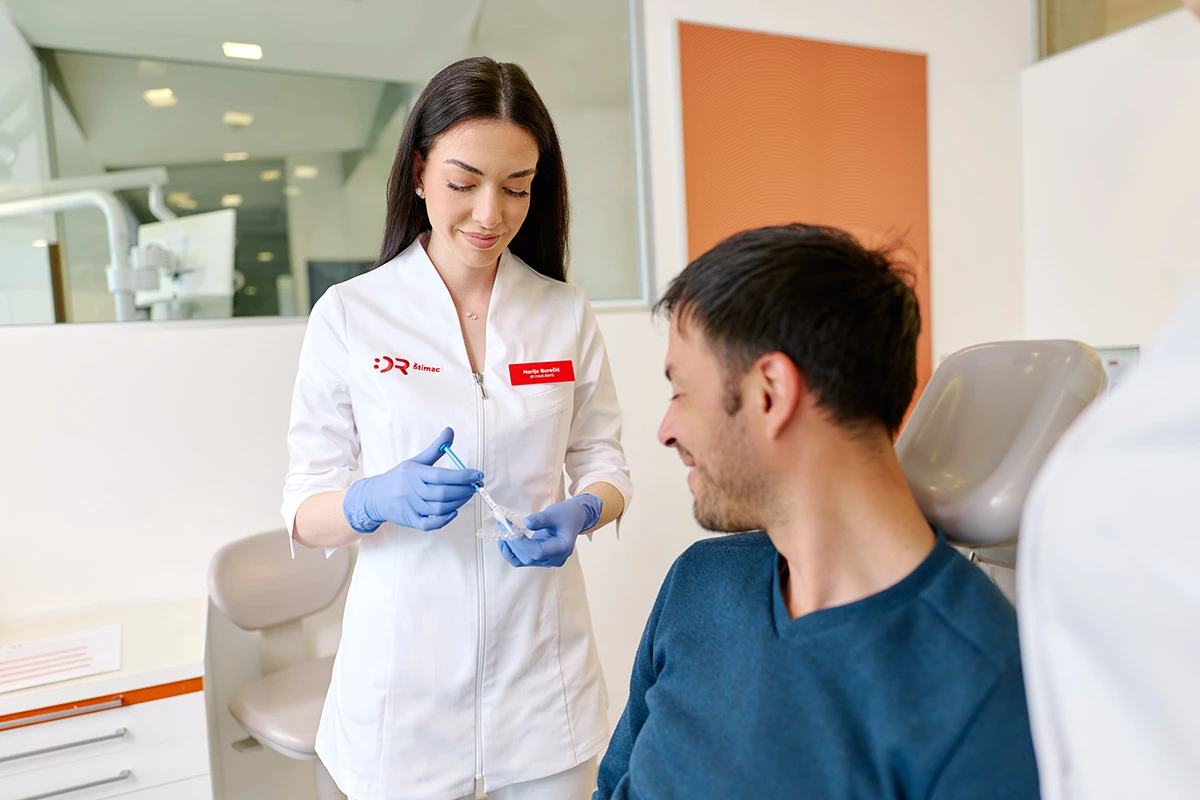 Lo sbiancamento dentale fa male? Rischi e i consigli | Je li izbjeljivanje zubi štetno? | Je li izbjeljivanje zubi štetno | Stomatološka poliklinika Zagreb | Štimac centar dentalne medicine